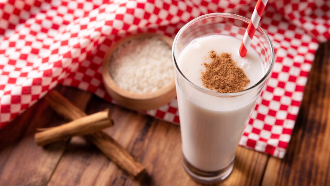 Horchata de Chufas: Refreshing Drink for Hot Days at abericotaste.com