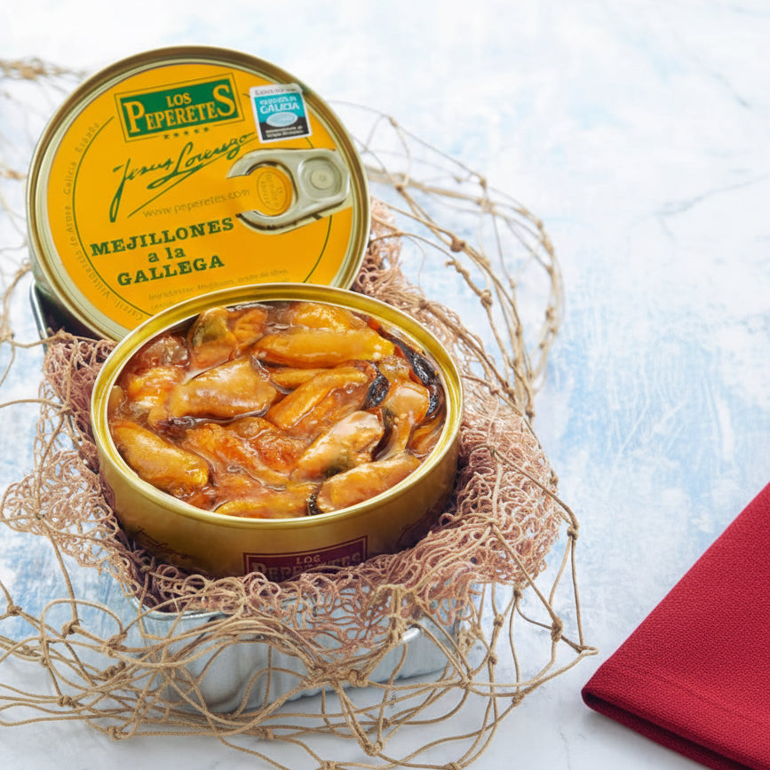 Gourmet Galician-Style Mussels by Los Peperetes Los Peperetes