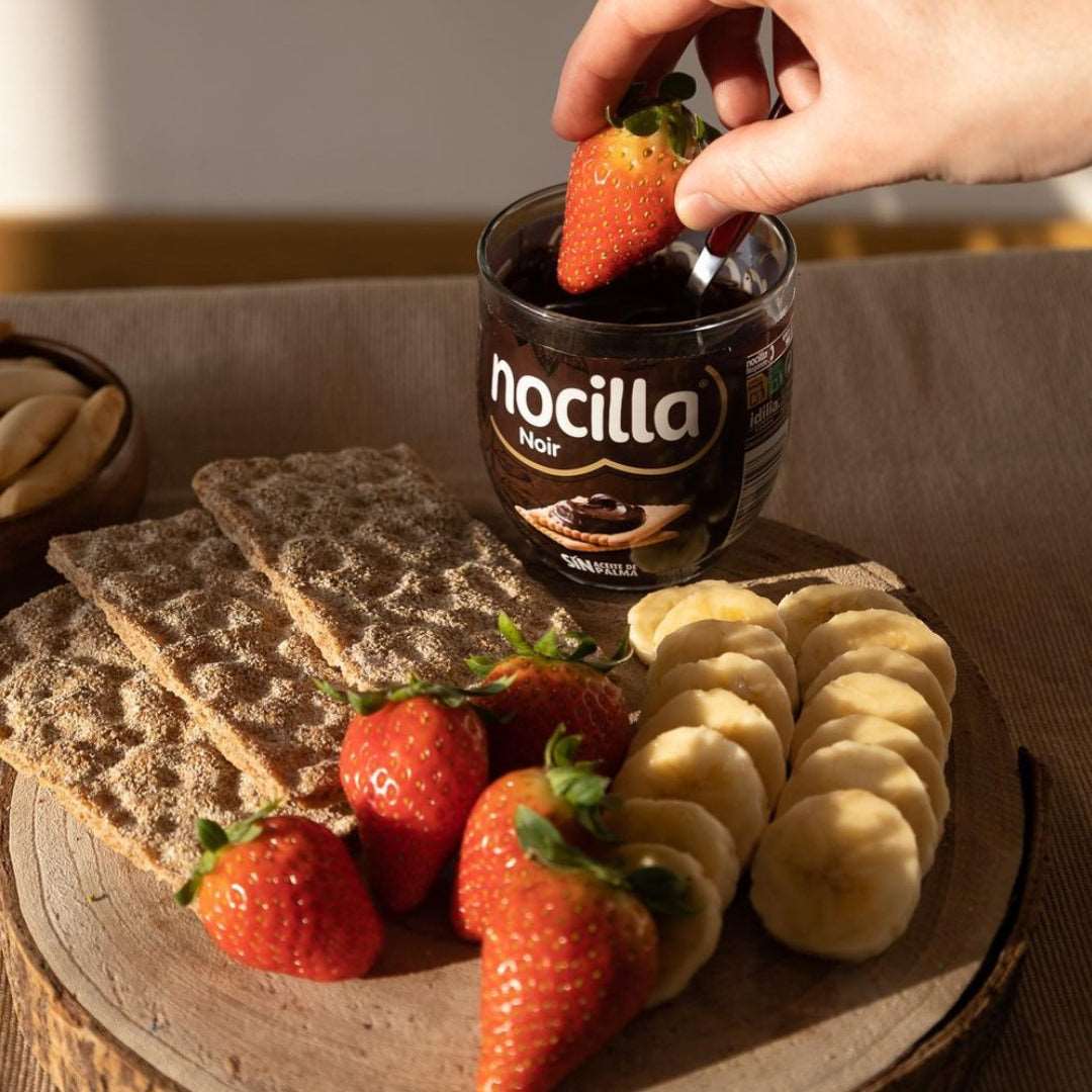 Nocilla Noir Spread - Hazelnut & Dark Chocolate Spread Nocilla   