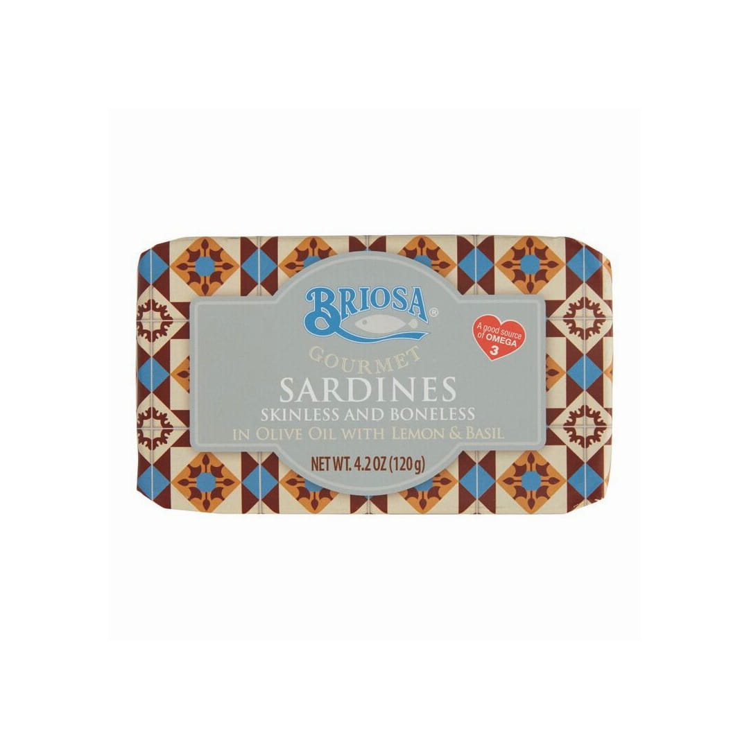 Briosa Gourmet sardine can packaging with decorative label on a white background